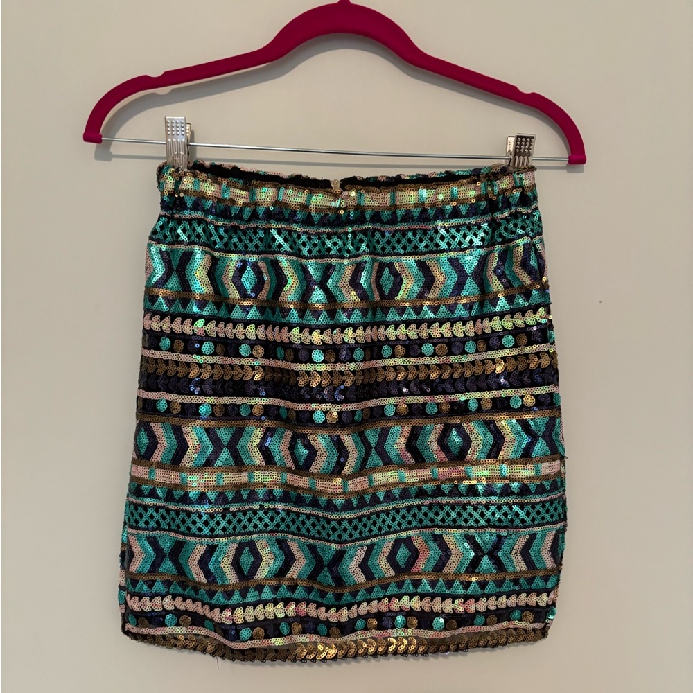 Nylon Apparel sequin pattern mini skirt with elastic band waist zipper back US S